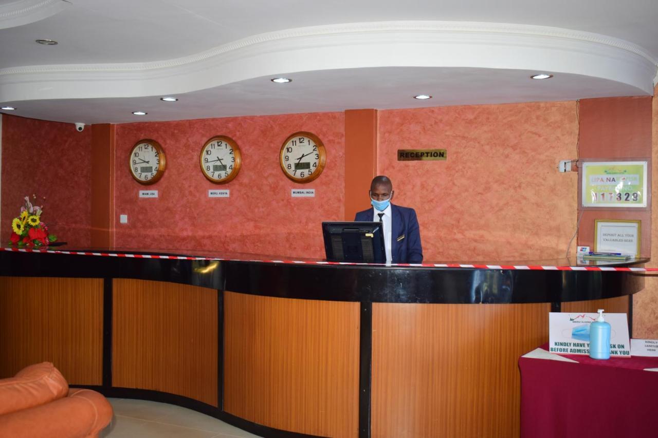 Meru Slopes Hotel Exterior foto